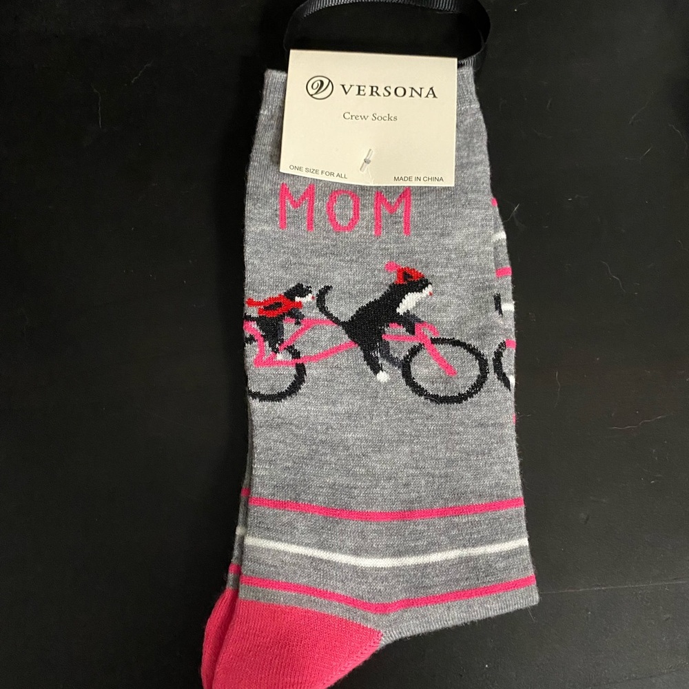 Cat mom crew socks NWT